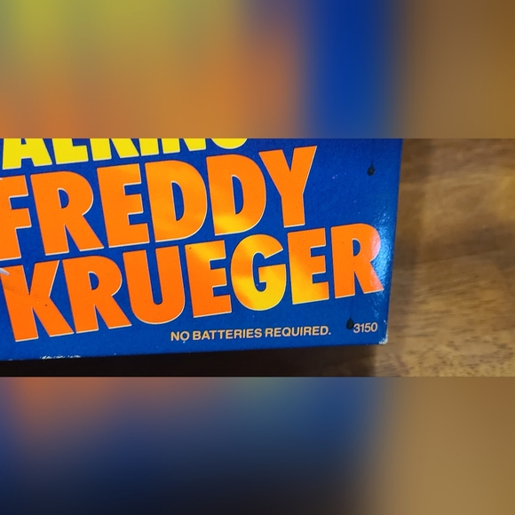 Freddy Krueger 1989 talking doll - Picture 6 of 15